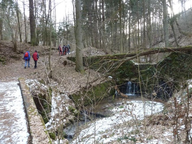 Kliknutím zavřete okno